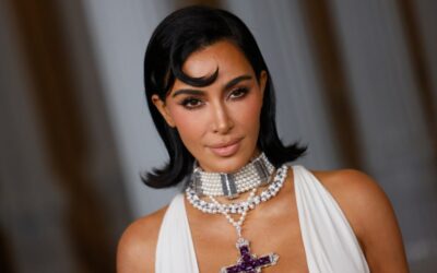 Kim Kardashian Urges Higher Wages For Incarcerated Firefighters: “I See Them As Heroes”