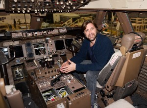 Ruben Östlund’s ‘The Entertainment System Is Down’ Pre-Sells To Lionsgate, Wild Bunch, Lucky Red, Elástica, Sun, Road Pictures In China & More; First Look At Director On Set